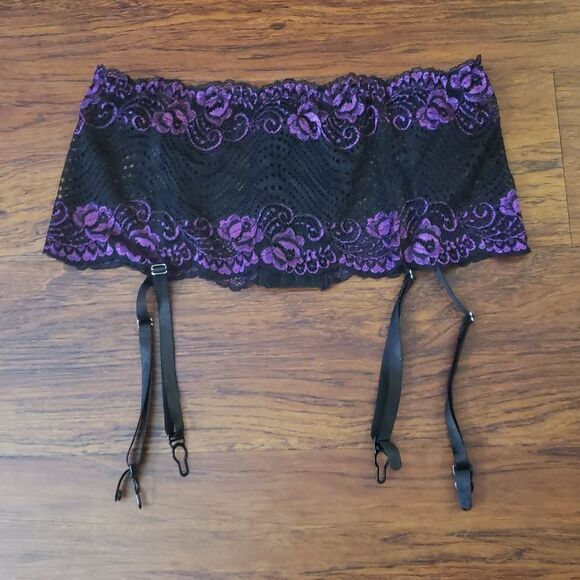 AvidLove Black Purple Chic Feminine Sexy Dainty Sheer Lace Garter Belt Size Med - Picture 1 of 5
